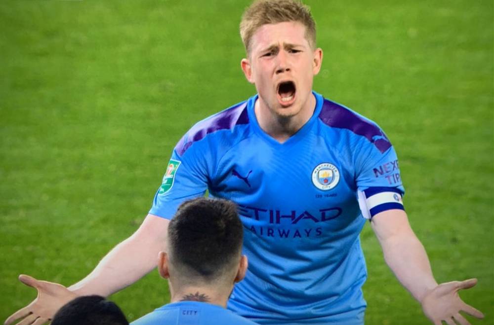 半场战报：都灵1-1科莫，弗拉希奇点射，阿达伊建功