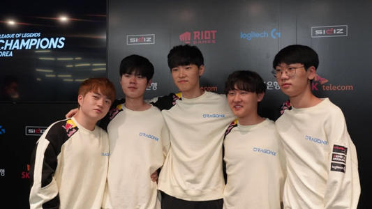 官方：尤文图斯任命达米安-科莫利为首席执行官